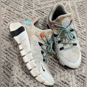 Nike Metcon Sneakers - size 6